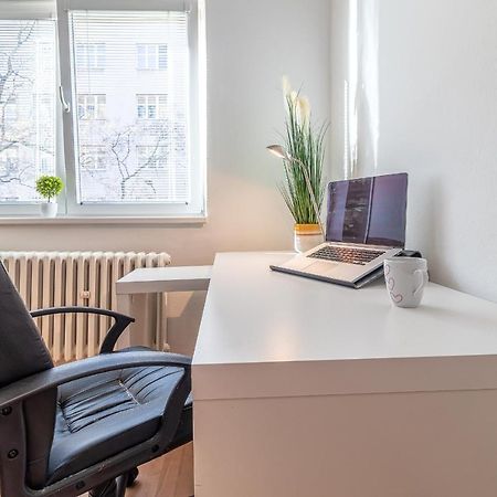 Cosy Flat Close To Central 브라티슬라바 외부 사진